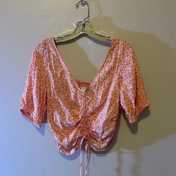 H&M Floral Ruched Blouse in Orange and White - Picture 1 of 2